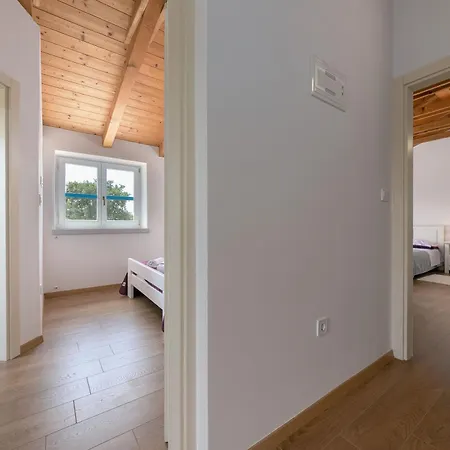 Ferienhaus Strandnahe Irena Funtana Mit Pool *