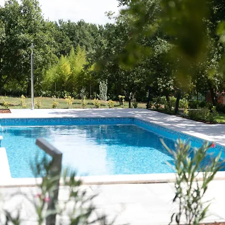 Strandnahe Irena Funtana Mit Pool *